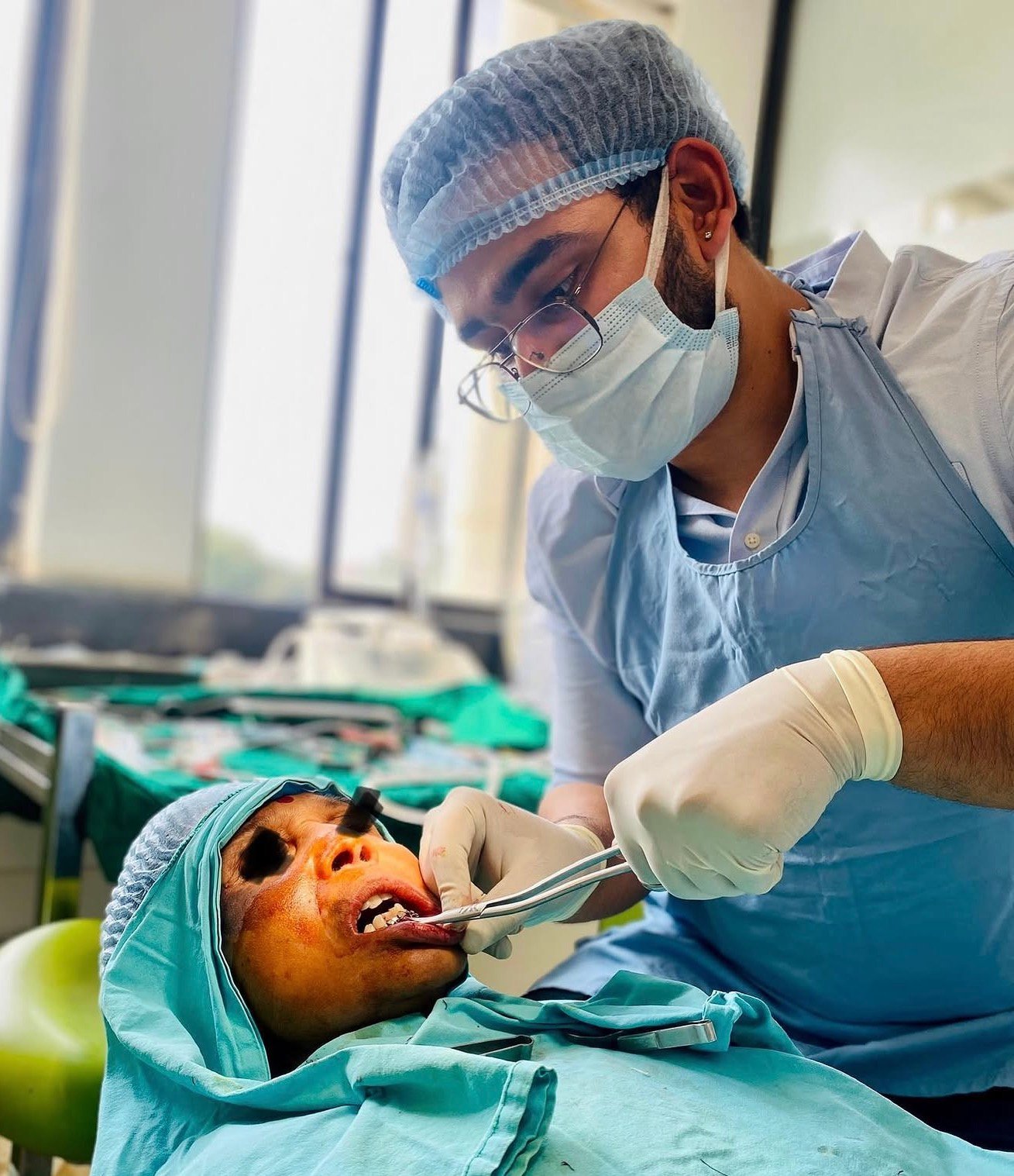 The Ultimate Guide to Painless Root Canal Treatment: What to Expect